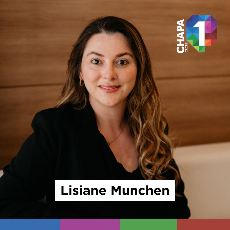Contadora, com uma trajetória de mais de dez anos focada nas áreas Pública, Eleitoral e Social. Atualmente, é pós-graduanda em Direito Eleitoral, o que vem a aprofundandar cada vez mais a legitimidade da democracia e de todo o seu processo.  Sua experiência se estende ao comércio exterior, uma vivência que lhe proporciona uma visão internacional e a capacidade de propor soluções inovadoras para a modernização do setor público e da própria Profissão.  Movida pelo amor à contabilidade, Lisiane coloca sua sólida experiência e conhecimento técnico a serviço do fortalecimento da classe contábil. Seu compromisso é atuar na construção de políticas que valorizem os profissionais e ampliem o impacto da contabilidade na sociedade.